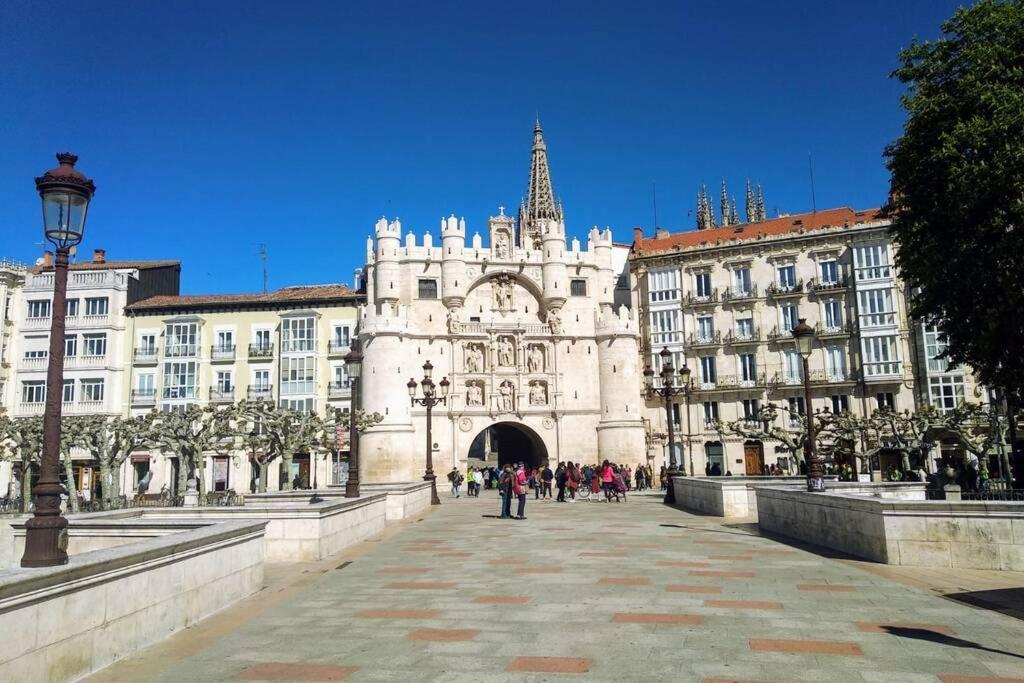 Tu Hogar En El Camino. Burgos Centro. Vut. Wifi Exterior foto